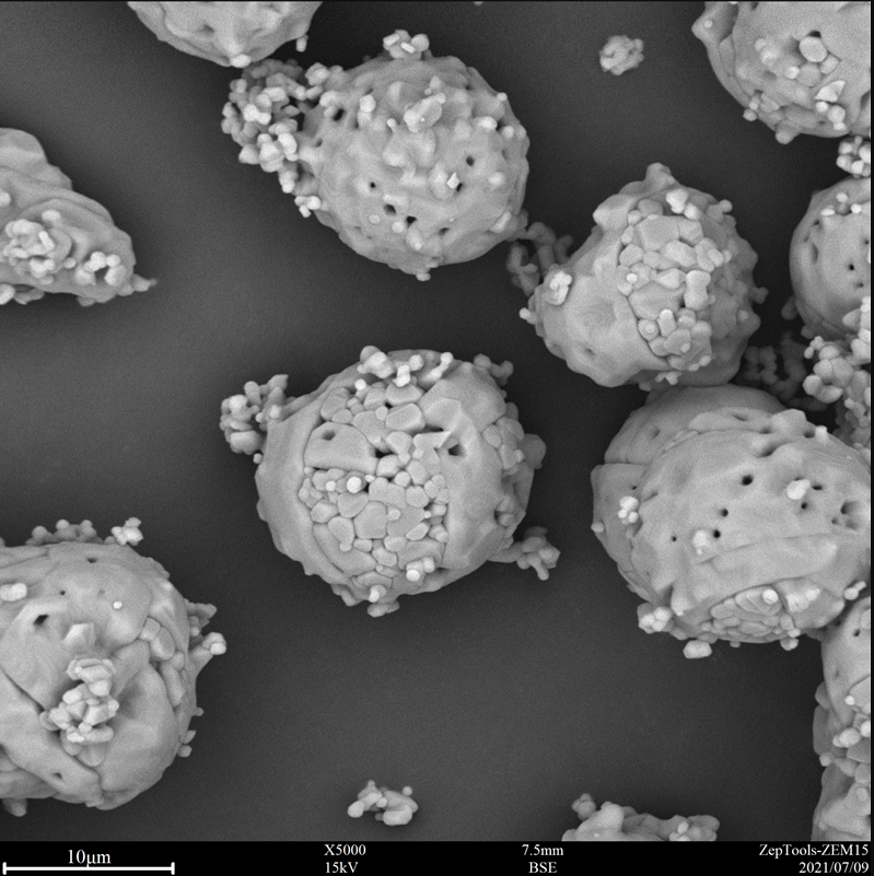 臺(tái)式掃描電鏡利用電子和物質(zhì)的相互作用獲取樣品信息(圖2) ZEM15臺(tái)式掃描電鏡拍攝圖.png